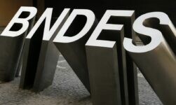 BNDES vai leiloar antigo edifício-sede