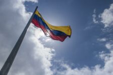 Ex-ministro venezuelano é acusado de corrupção
