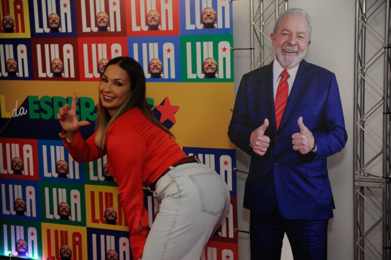 Evento de Lula teve artistas críticos ao presidente Bolsonaro
