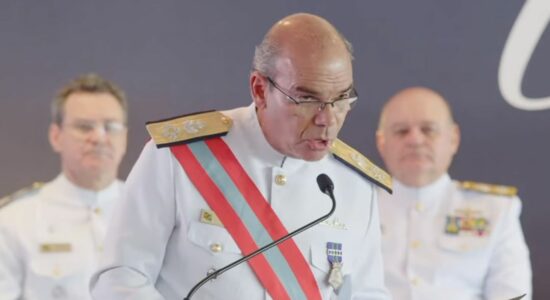 Almirante de Esquadra Marcos Sampaio Olsen