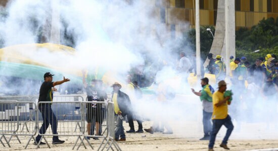 Manifestantes invadiram Congresso, STF e Palácio do Planalto