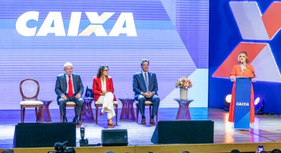 Cerimônia de posse da nova presidente da Caixa, Maria Rita Serrano