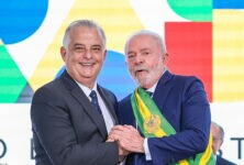 Lula ao lado de Márcio França