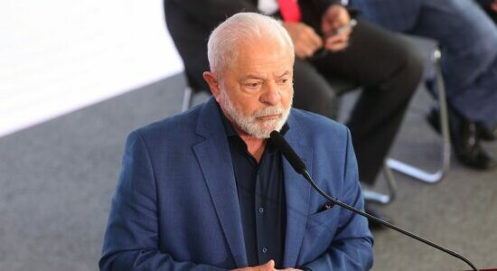 Lula discursa durante cerimonia de recriaçāo do Consea