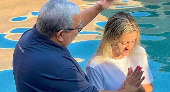 Filha de Gugu Liberato é batizada