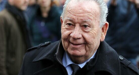 French soccer legend Just Fontaine dies aged 89