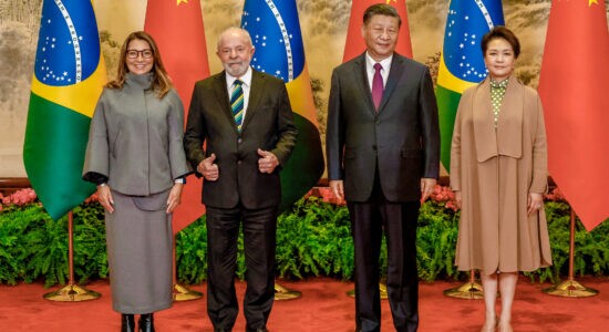 Janja, Presidente da República, Luiz Inácio Lula da Silva, presidente da República Popular da China, Xi Jinping e Senhora Peng Liyuan em Cerimônia Oficial de Recepção