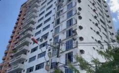 Sacadas de prédio em Belém desabaram