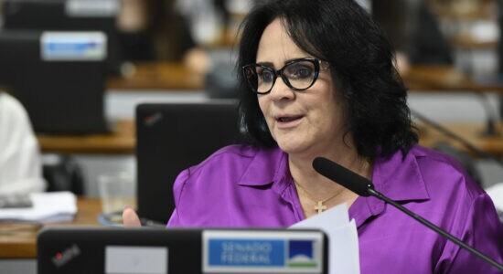Senadora Damares Alves