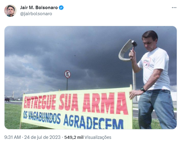 Bolsonaro: “Entregue sua arma, os vagabundos agradecem” - Aliados Brasil