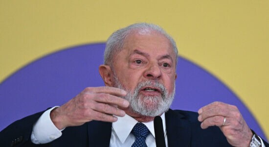 Lula espera que la democracia gane las elecciones en Argentina
