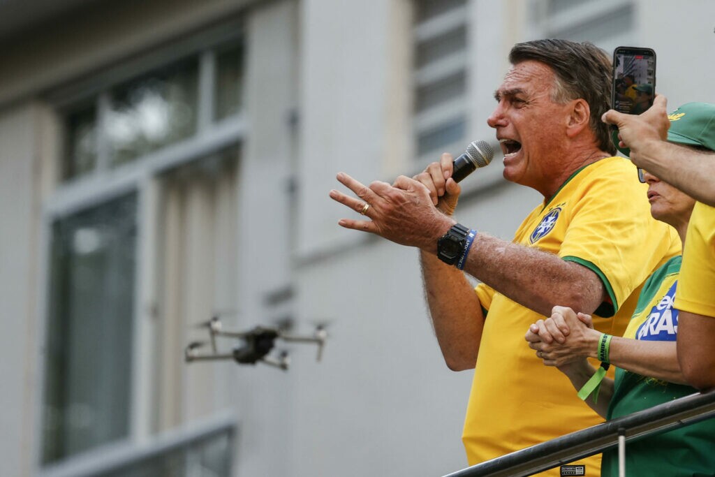 Bolsonaro manifesta surpresa com público na Avenida Paulista | Brasil | Pleno.News
