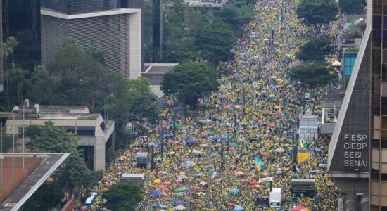 Ato na Avenida Paulista reuniu multidão